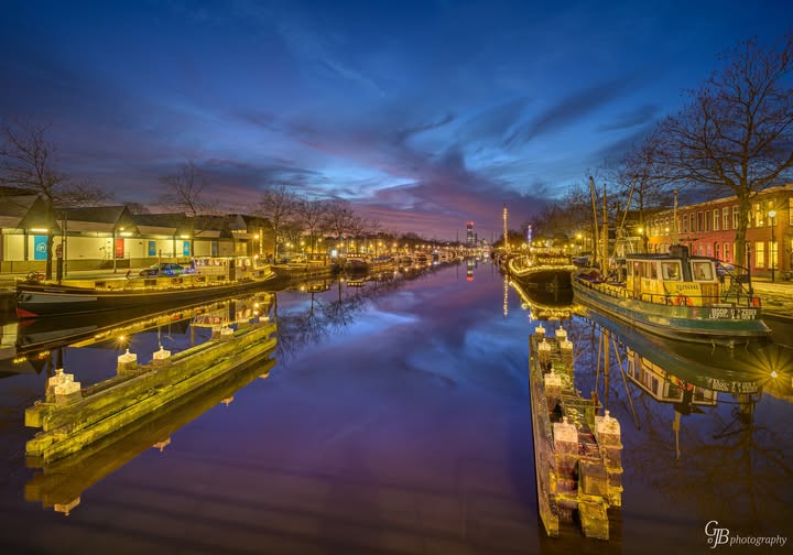 GERRIT BOSCH: LUCHTEN EN STRAK WATER