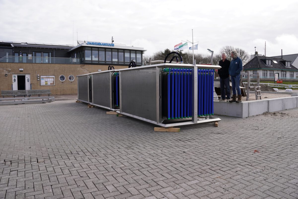 Waddenhaven Flylân fiert waarmte út sâlt wetter