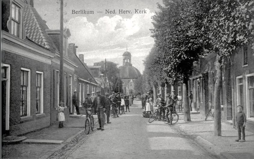 DORPSGEZICHT BERLIKUM
