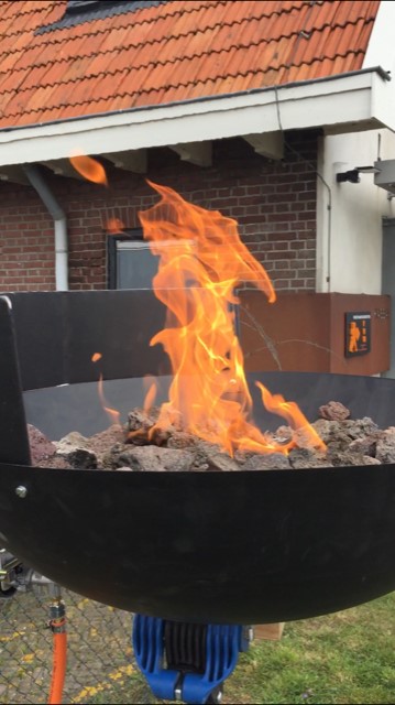 BEVRIJDINGSVUUR NAAR KAZEMATTENMUSEUM