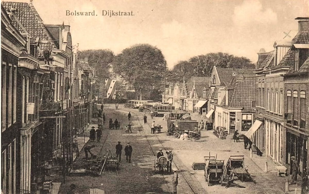 BEDRIJVIGHEID OP DE DIJKSTRAAT IN BOLSWARD